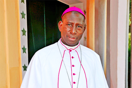 Monseigneur Jonas DEMBELE Président de la conférence Épiscopale du Mali, évêque du Diocèse de Kayes